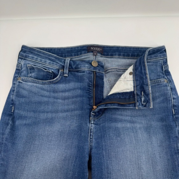 NYDJ Jeans Women 6 Blue Cropped Stretch Mid Rise Capri Cuff Denim Medium Wash - Picture 4 of 10